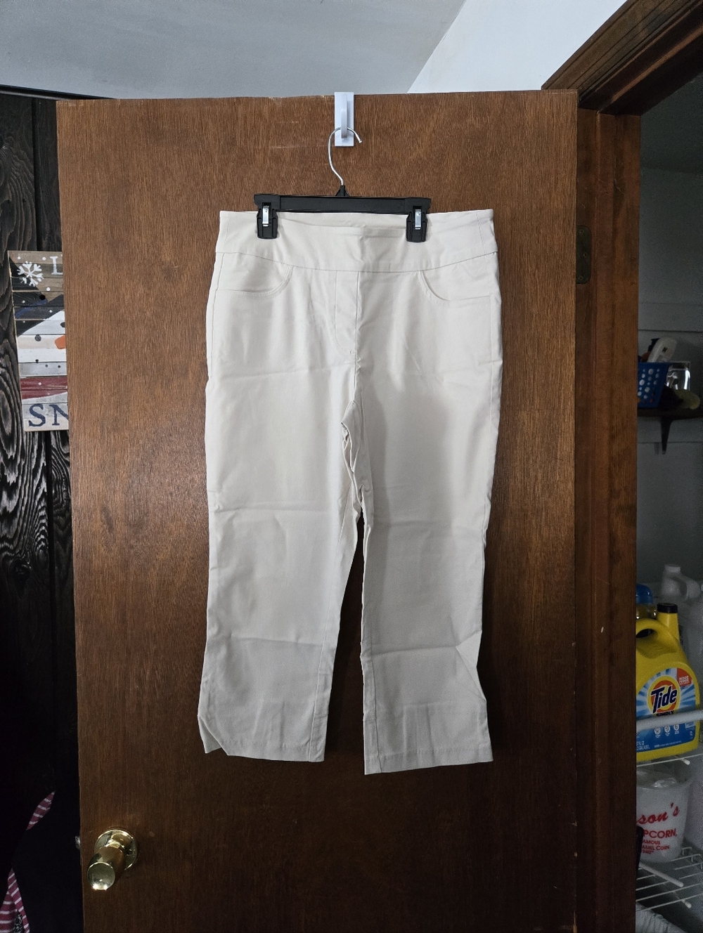 Capri Pants
